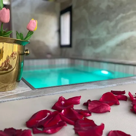 Hearts & Ponies Apartamentos Con Piscinas Privadas Cerca De La Warner Chinchon Exterior photo